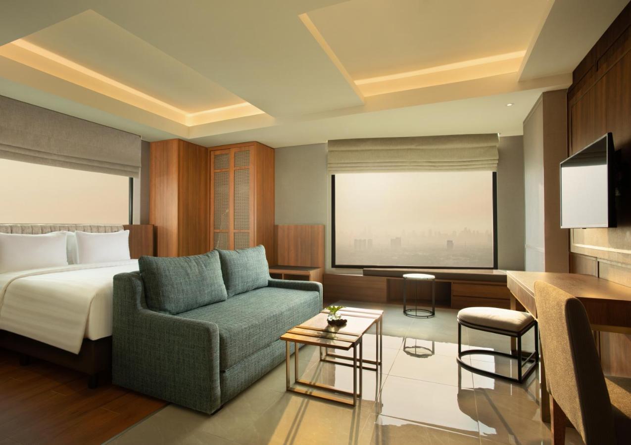 Trembesi Hotel Serpong Esterno foto