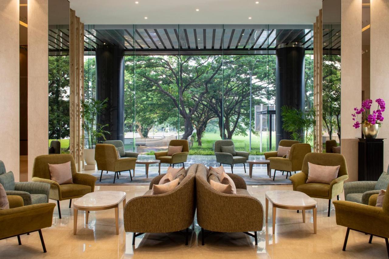 Trembesi Hotel Serpong Esterno foto