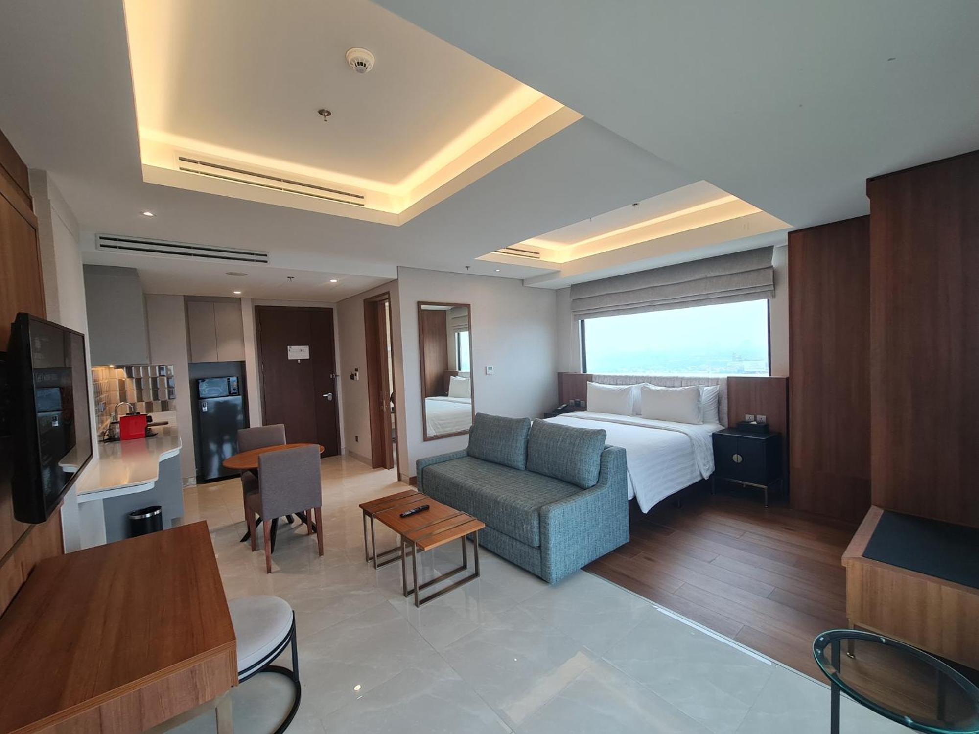 Trembesi Hotel Serpong Esterno foto