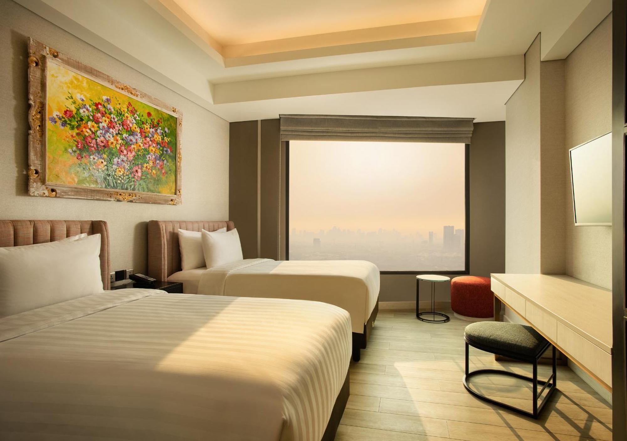 Trembesi Hotel Serpong Esterno foto